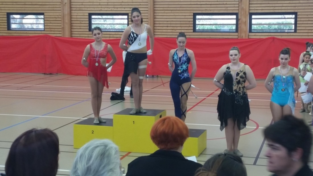 Léa Serrano Championne Départementale de TWIRLING